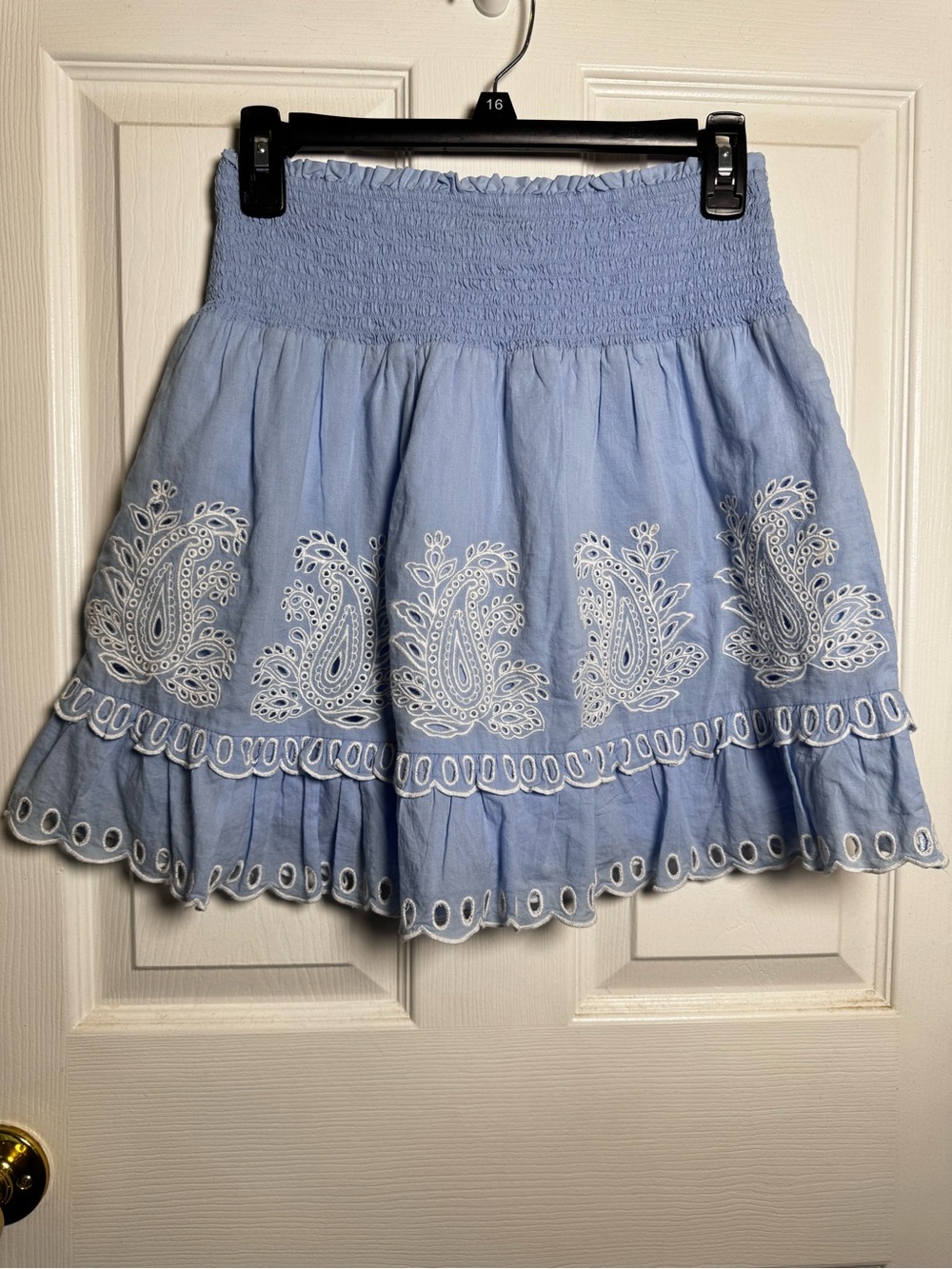 INTERMIX Blue Cecile Embroidered Cotton Eyelet Mini Skirt Size Small